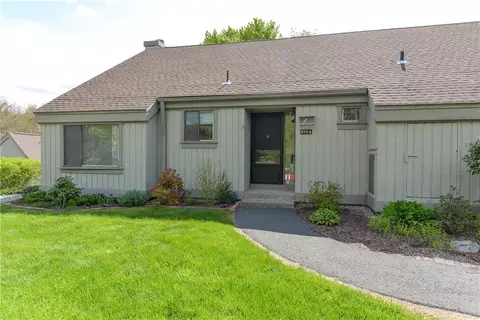 454 Heritage Vlg #A, Southbury, CT 06488
