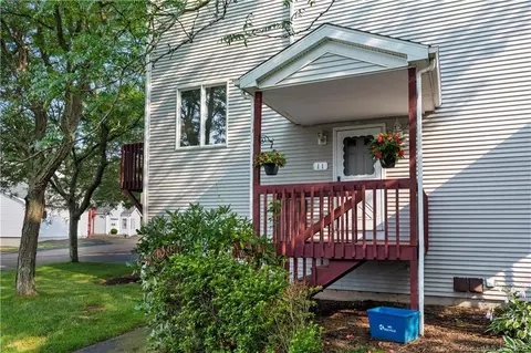30 Silver Sands Rd #D-11, East Haven, CT 06512