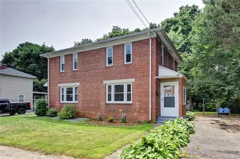 38 John St, Southington, CT 06489