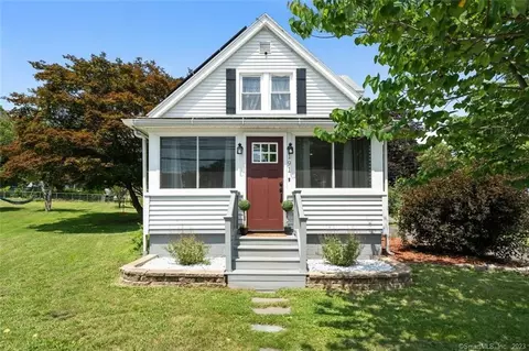 191 Maple St, Branford, CT 06405