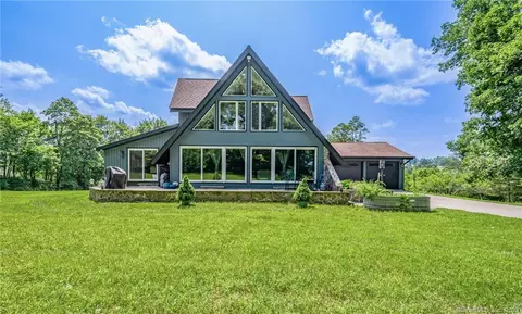 85 Camp Hill Rd, Litchfield, CT 06759
