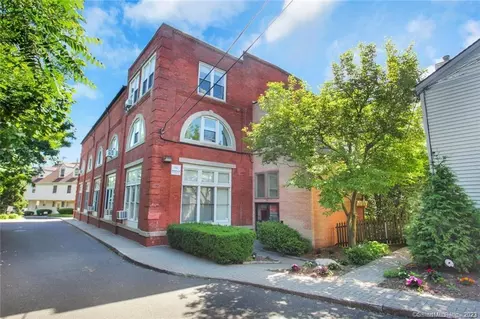 32 Pine St #7, Norwalk, CT 06854