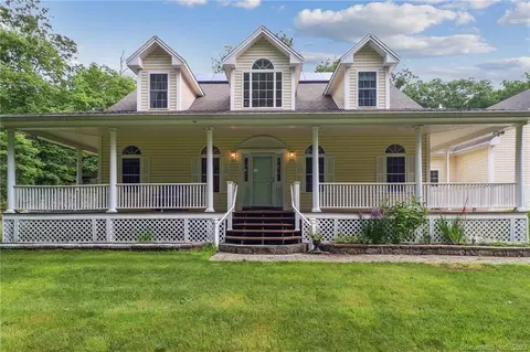 19 Sunset Farm Rd, Killingworth, CT 06419