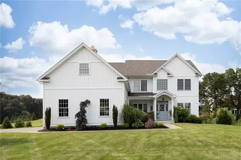 261 N Ridge Ct, Southington, CT 06489