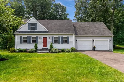 120 Westerly St, Manchester, CT 06042