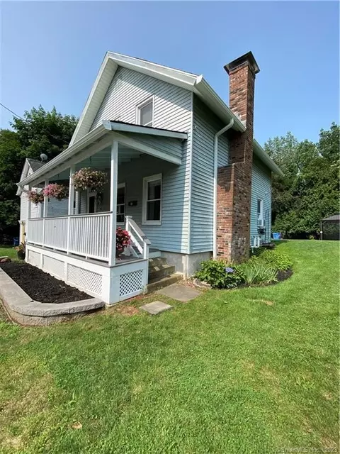 10 Avery St Ext, Norwich, CT 06360