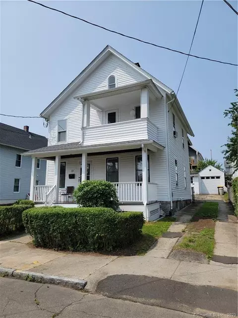 23 Cedar St, Ansonia, CT 06401
