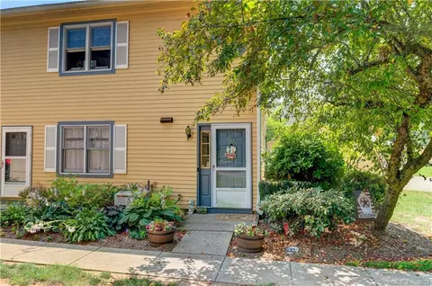 1400 Hartford Tpke #20, North Haven, CT 06473