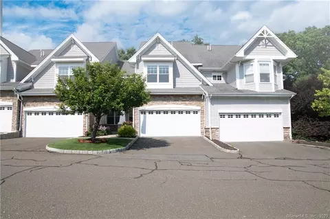 20 Tucker St #20, Danbury, CT 06810