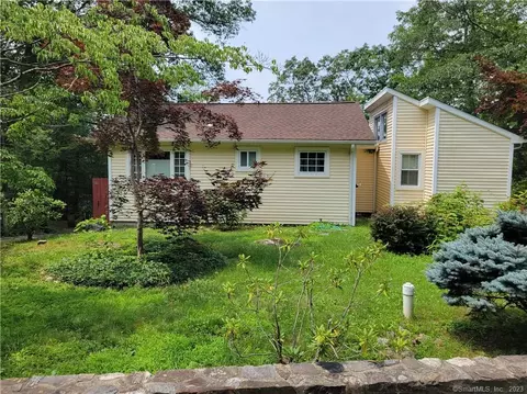 84 Carol St, Danbury, CT 06810