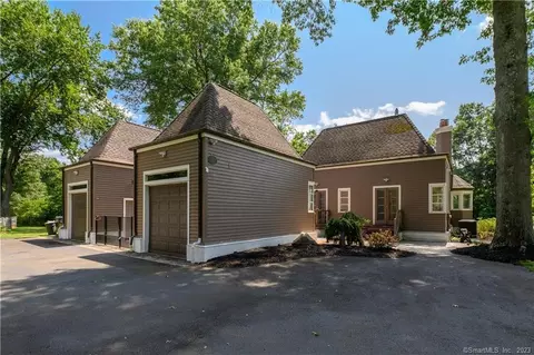 711 Andrea Ct, Cheshire, CT 06410
