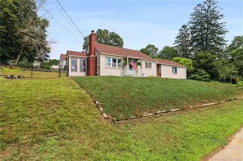 53 Whittington Ave, Norwich, CT 06360