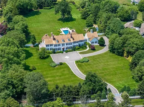 550 Riversville Rd, Greenwich, CT 06831