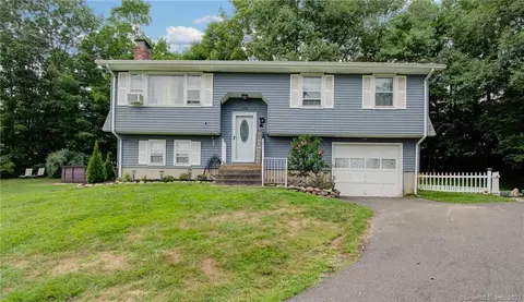 276 Bemis St, Plymouth, CT 06786