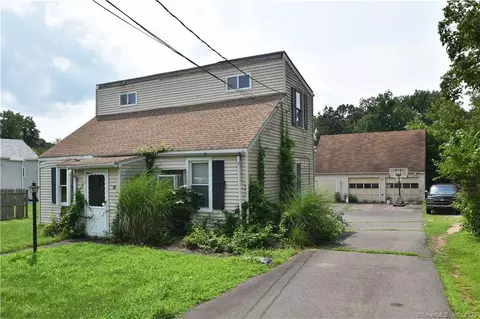 42 Windsorville Rd, East Windsor, CT 06016