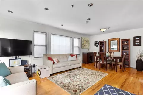 6 Rowan St #2, Norwalk, CT 06855