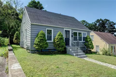 100 Raymond St, Waterbury, CT 06706