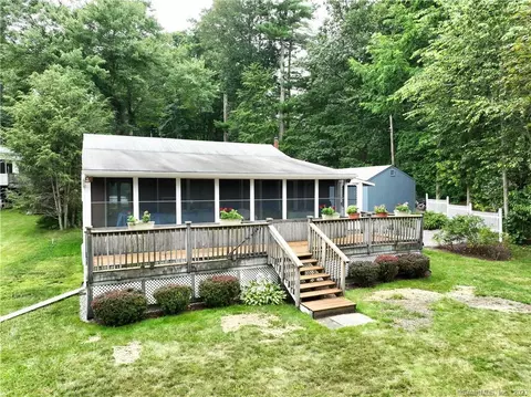 162 Lakeside Dr, Lebanon, CT 06249