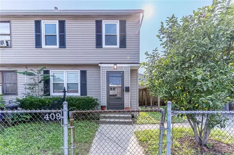 409 Logan St, Bridgeport, CT 06607