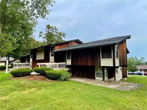 5 Country Squire Dr #G, Cromwell, CT 06416