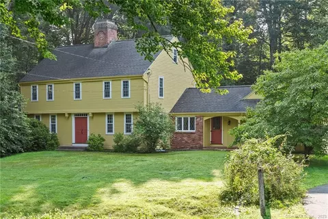 56 Olde Wood Rd, Glastonbury, CT 06033