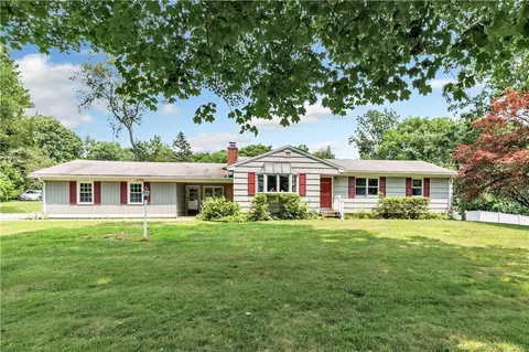 193 Walnut Tree Hill Rd, Shelton, CT 06484