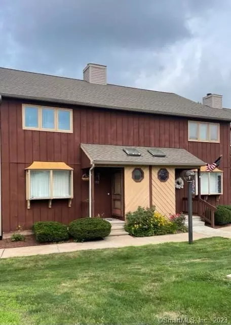 192 Skyview Dr #192, Cromwell, CT 06416