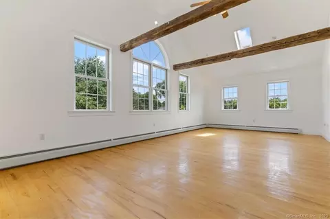 236 Boston Post Rd, Madison, CT 06443 | 39 Photos - Movoto