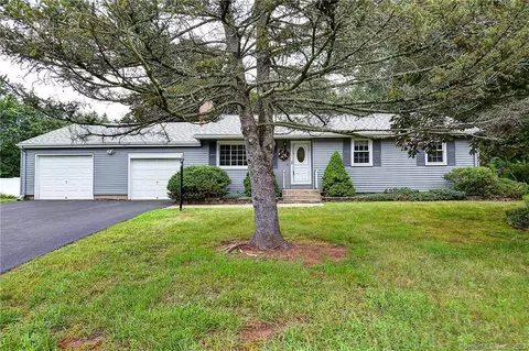 68 Parkview Dr, South Windsor, CT 06074