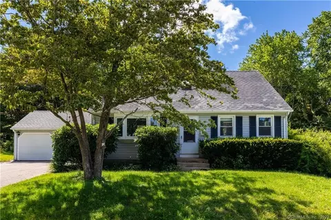 159 Park Ave, Colchester, CT 06415