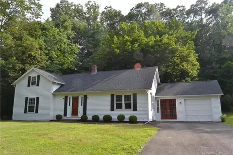 93 Wheeler Dr, Southbury, CT 06488