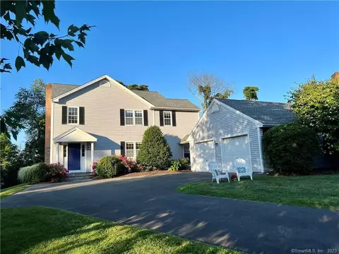 20 Grassy Hill Rd, Monroe, CT 06468
