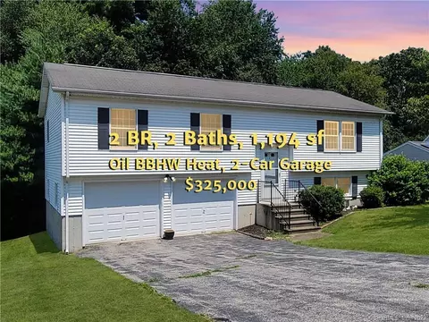1 Desjardins Dr, Montville, CT 06382