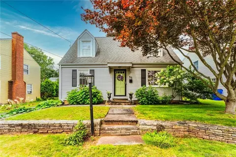 53 Randal Ave, West Hartford, CT 06110