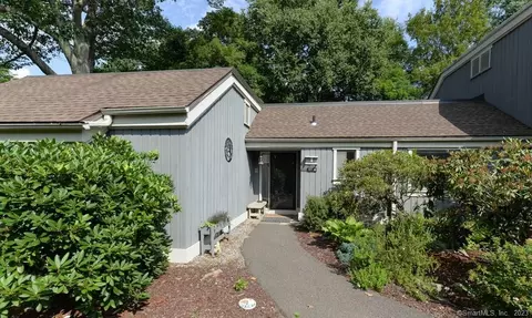 457 Heritage Vlg #A, Southbury, CT 06488