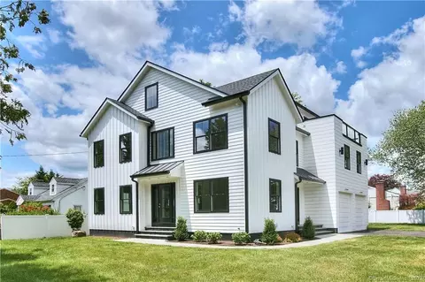 49 Old Rd, Westport, CT 06880