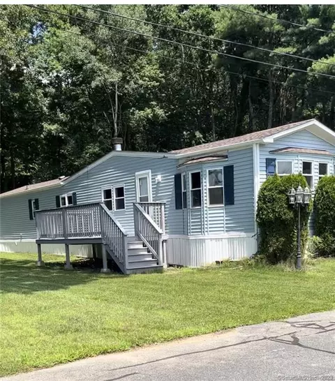 85 Erin Dr, Plainfield, CT 06374