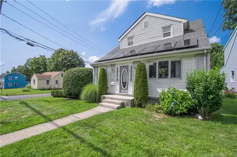 153 Stafford Ave, Bristol, CT 06010