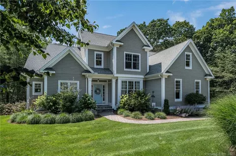 19 Heron Pond Rd, Essex, CT 06426