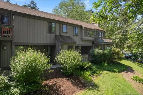 261 Heritage Vlg #A, Southbury, CT 06488