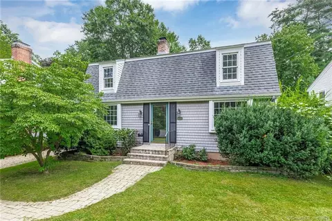 1258 Trout Brook Dr, West Hartford, CT 06107