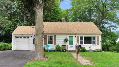 654 Pomeroy Ave, Meriden, CT 06450