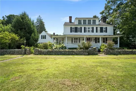 826 Boston Post Rd, Madison, CT 06443