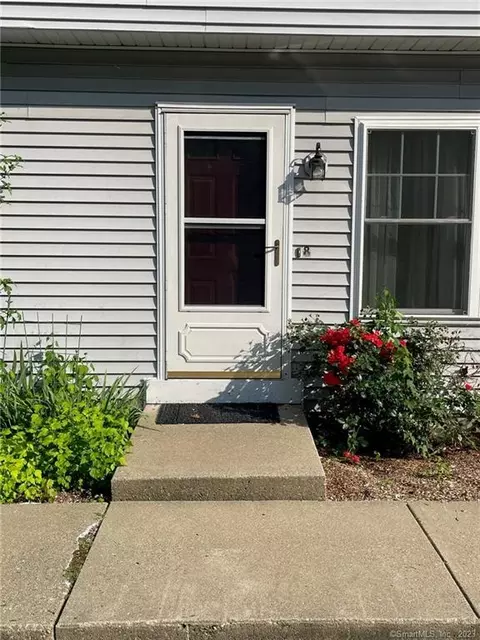 453 Bayonet St #8, New London, CT 06320
