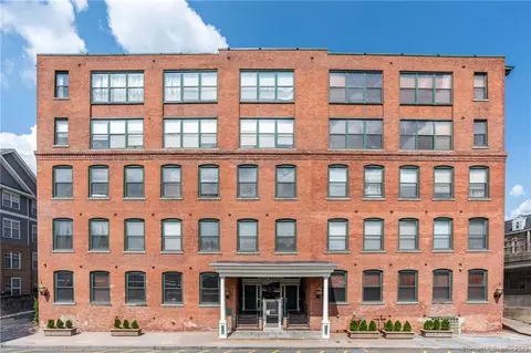 145 Canal St #G4, Shelton, CT 06484