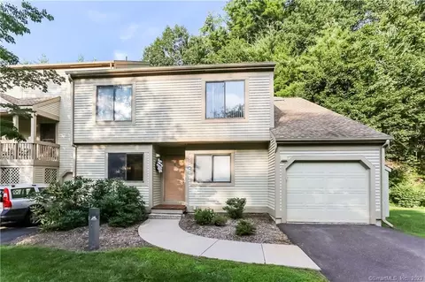 5 Ashford Dr #5, Avon, CT 06001