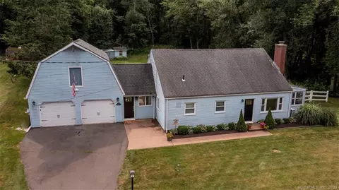 230 Lake St, Manchester, CT 06042