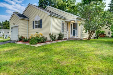 108 Winterberry Way, Torrington, CT 06790