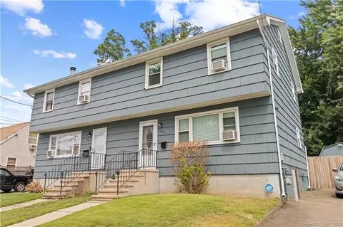 230 Stonybrook Rd, Stratford, CT 06614
