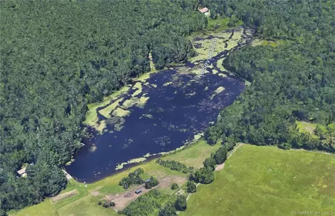 426 Cox Rd # 4, Portland, CT 06480